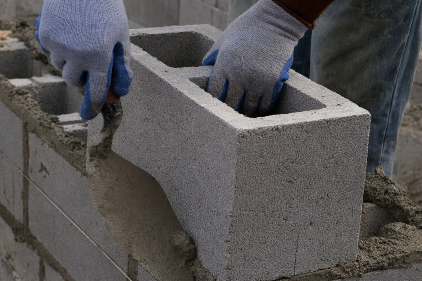 Foundation block wall installation in Hialeah, FL