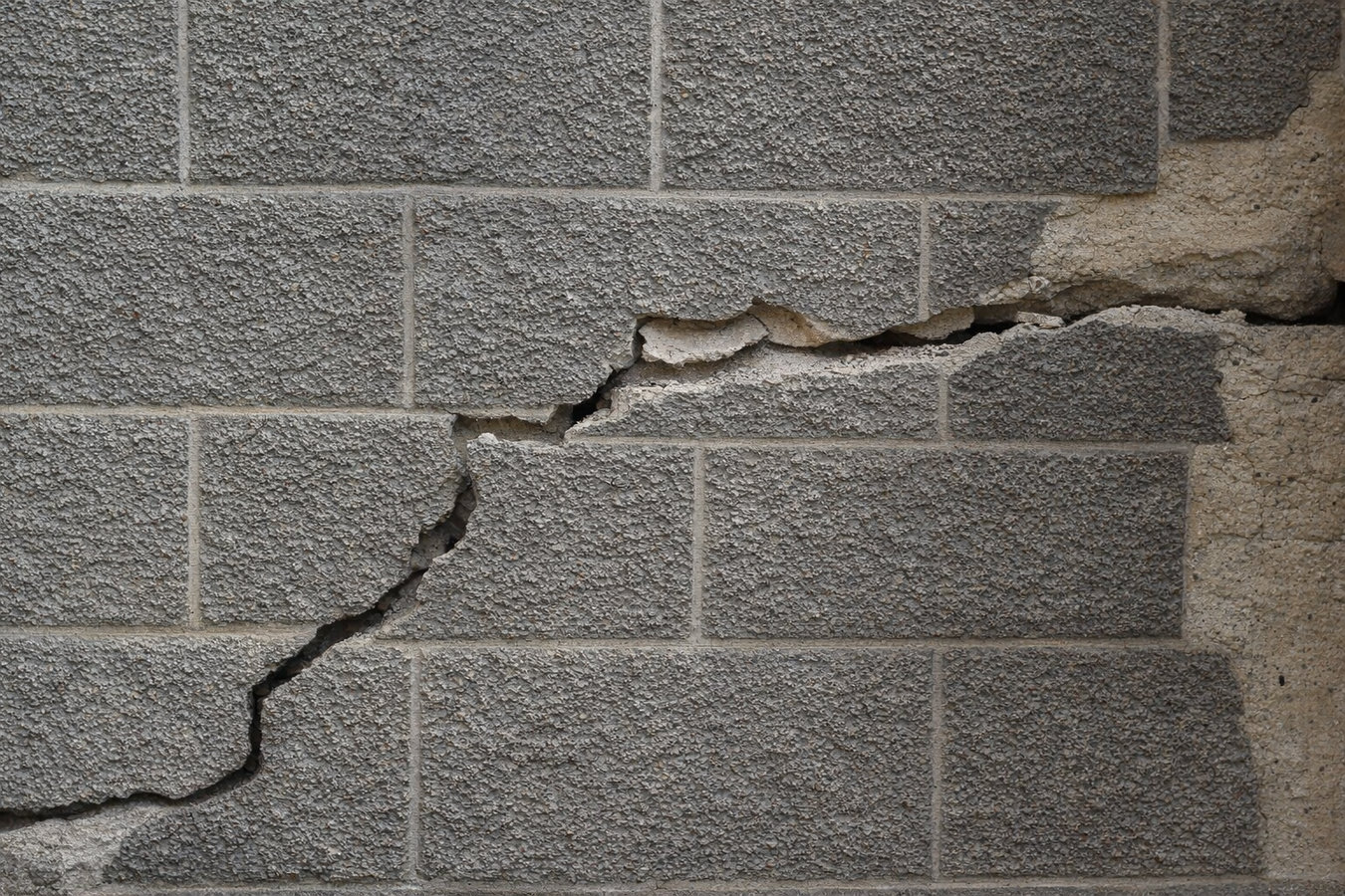 Foundation repair in Hialeah, FL